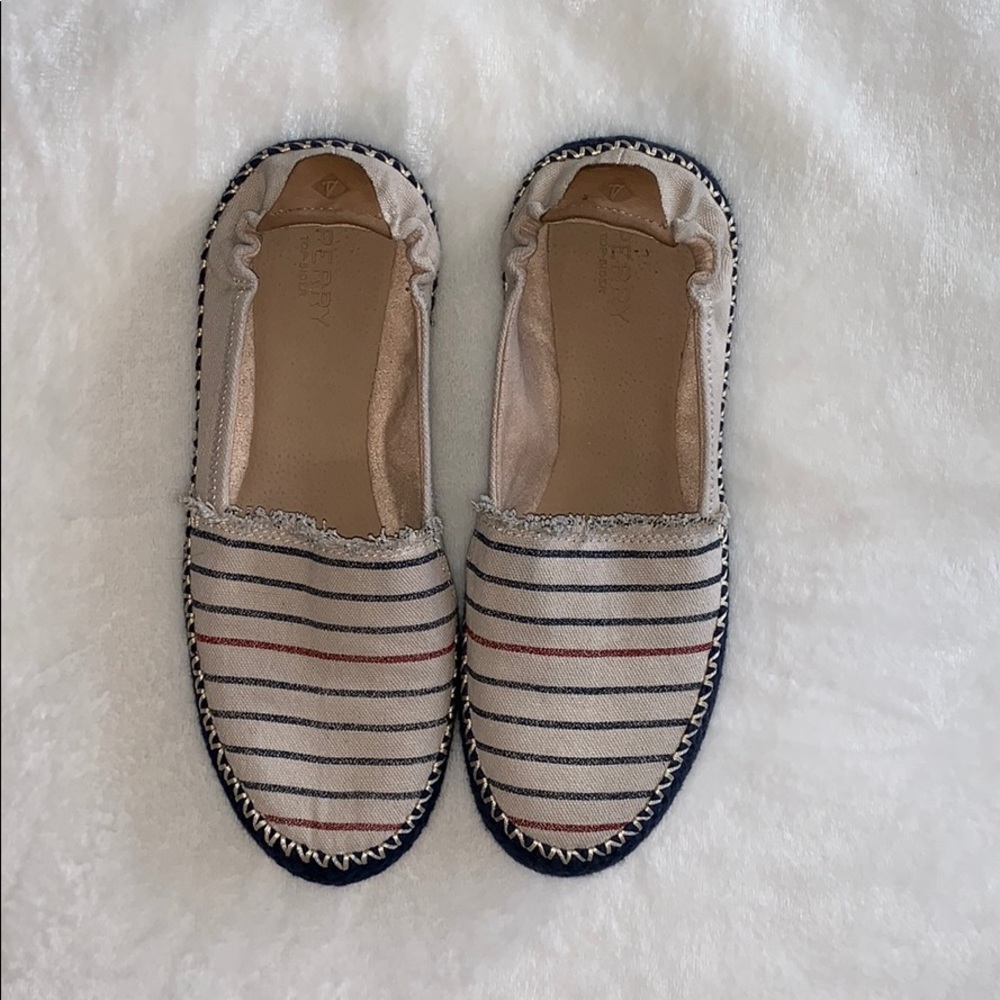 Sperry Toms